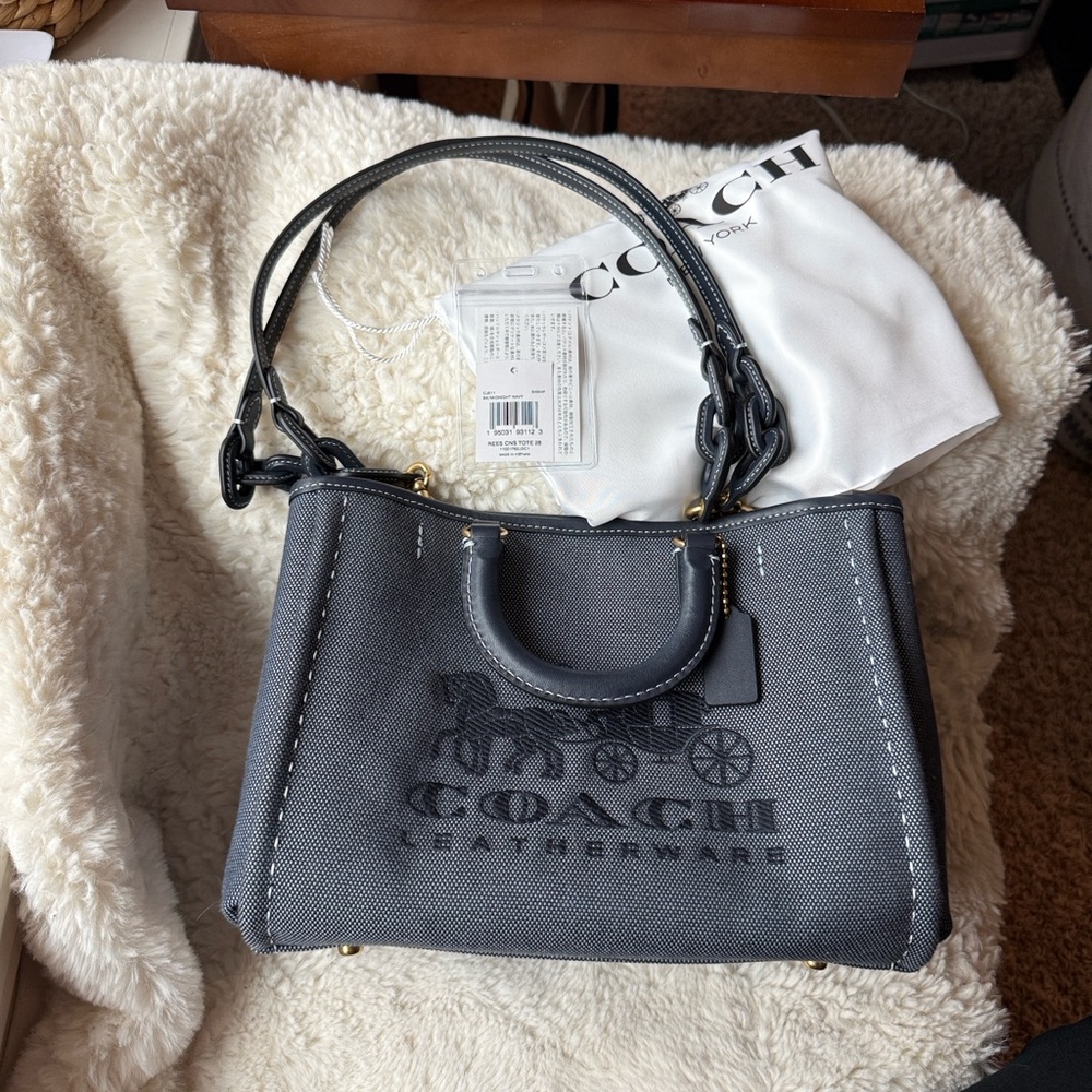 Coach Reese Tote - Midnight Navy - Picture 7 of 7